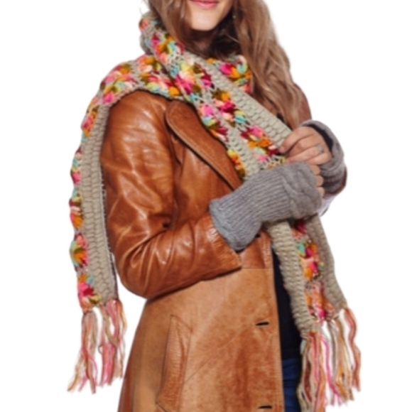 Nirvanna Designs Multicolored Floral Crocheted Wool Tasseled Scarf - OS - Picture 2 of 8